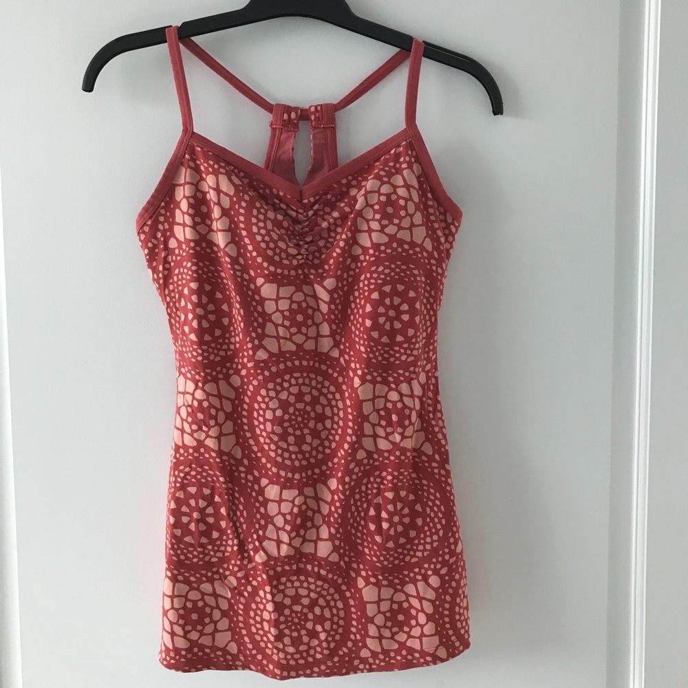 Athleta top
